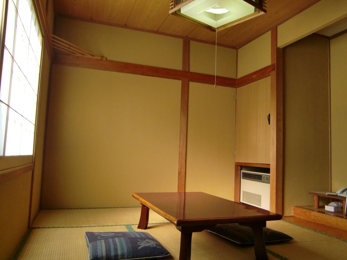 Pension Bergland Kusatsu  Exterior photo